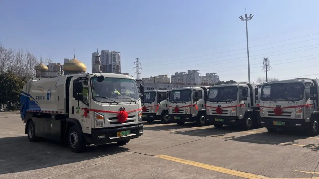 乘势而上再攀高峰，宇通环卫交付捷报不断！