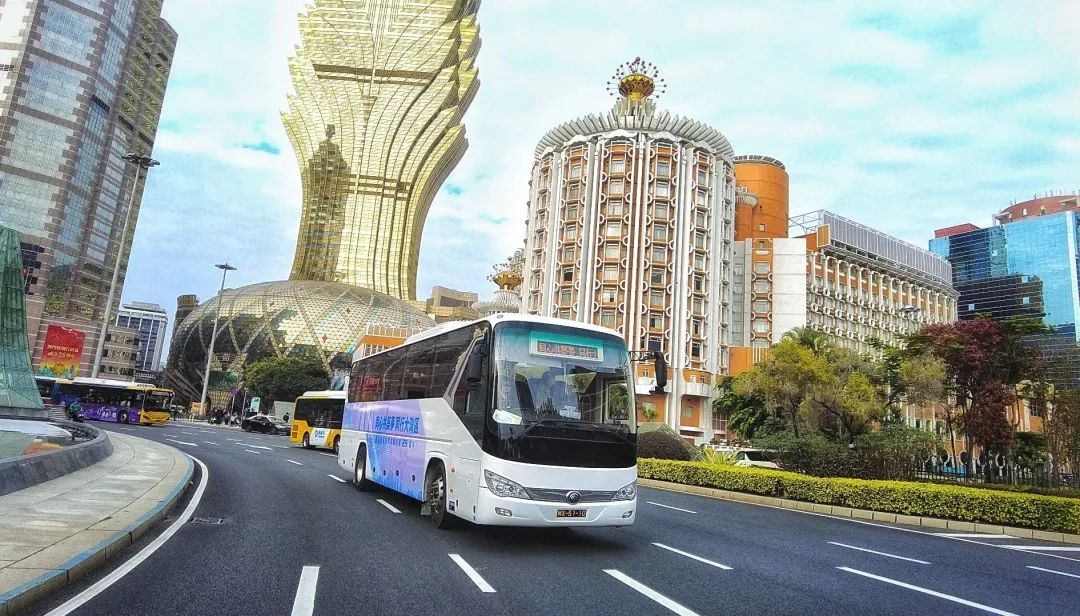 乘着宇通游澳门，感受“掌上明珠”的璀璨