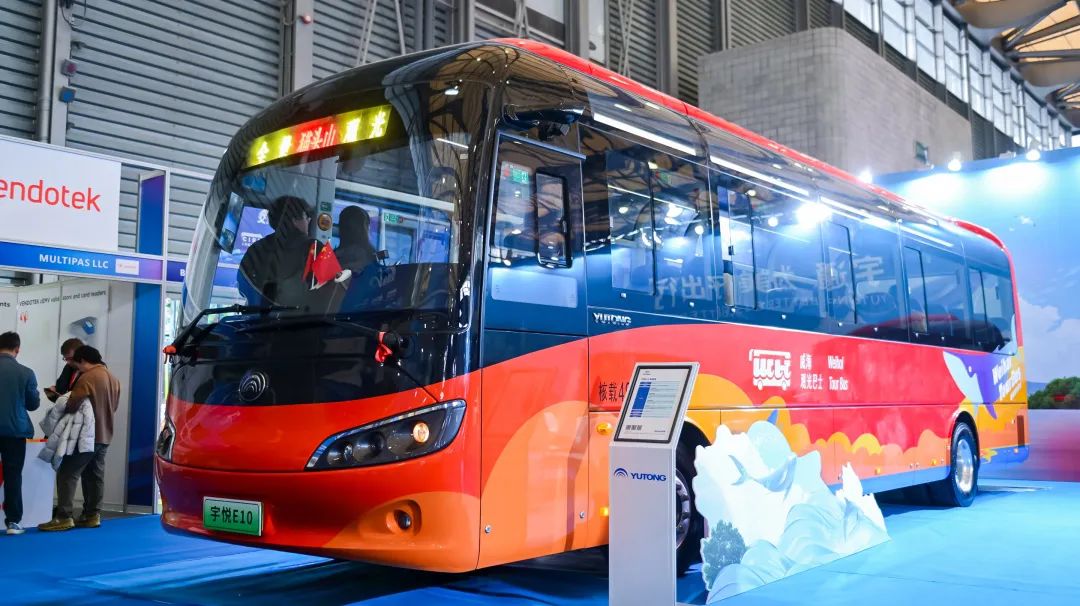 宇悦E10领衔！宇通闪耀2024上海国际客车展