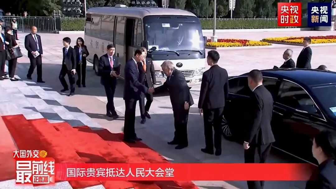 宇通T7全程护航！“宇”世界共谱“一带一路”新篇章